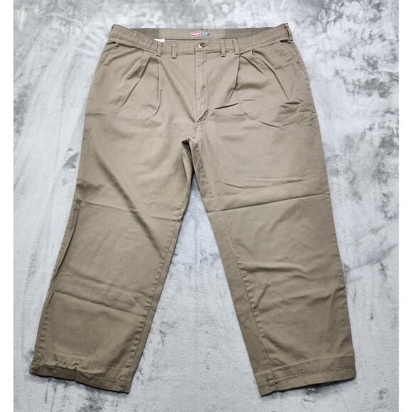Wrangler Pants Men 44X30 Tan Khaki Comfort Solutions Series Chino Pleated Preppy - Picture 1 of 12